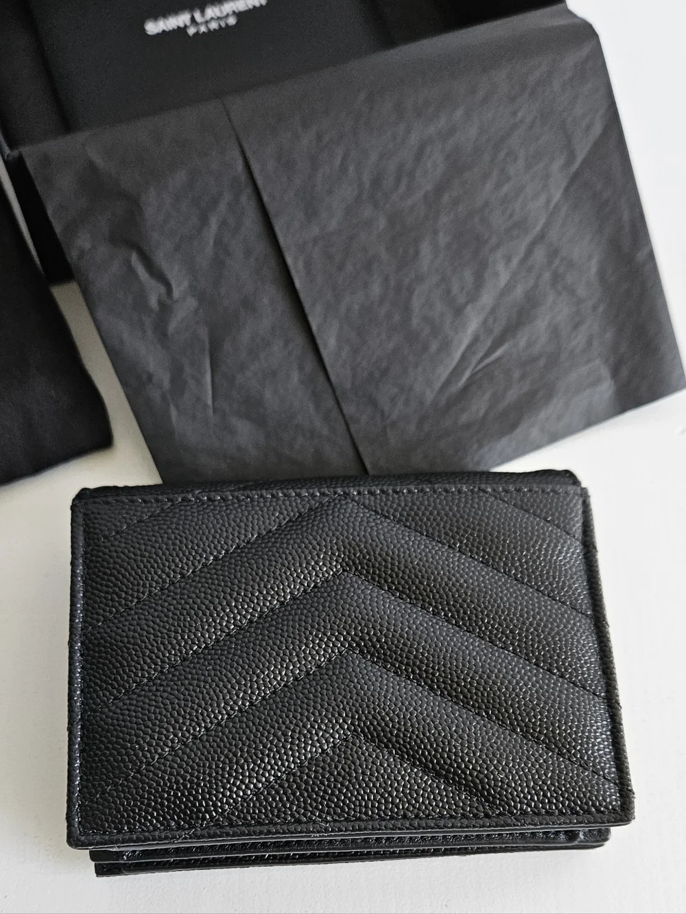 YSL Cassandra Chevron Quiltet Leather Envelope Wallet Box Cards Dust Bag FIRM - Picture 6 of 14